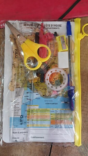 Trousse scolaire complète