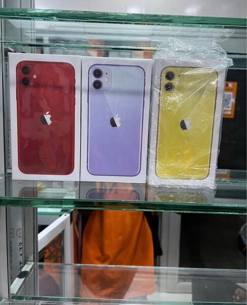 iPhone 11 - Couleurs Variées