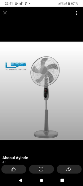 Ventilateur sur pied