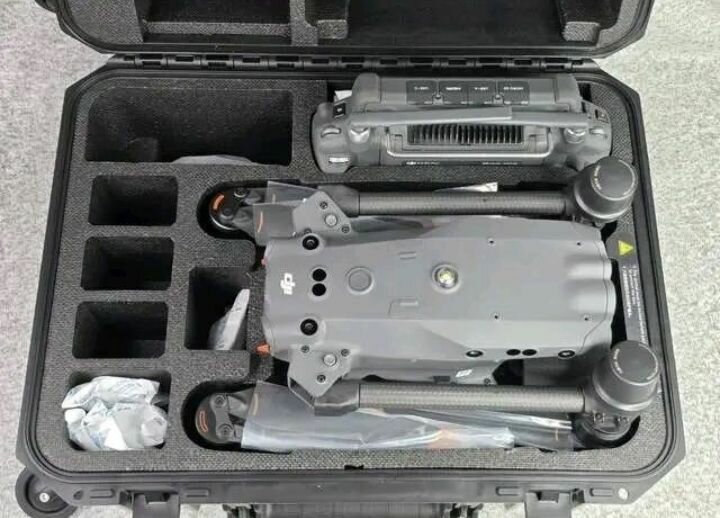 Drone professionnel avec télécommande et caméra HD