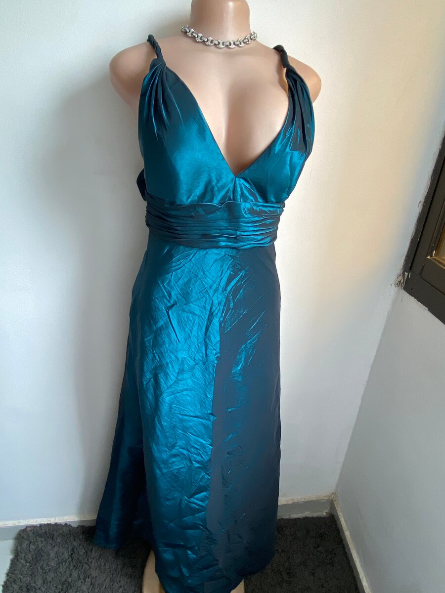 Elegant Teal Evening Dress