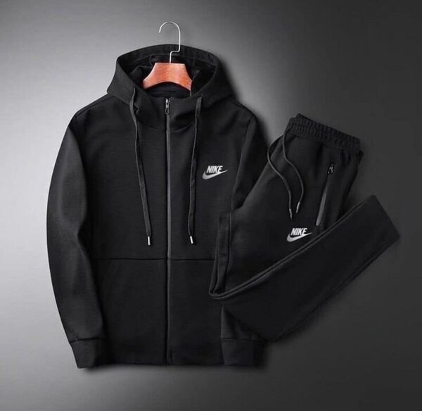 Ensemble survêtement Nike homme
