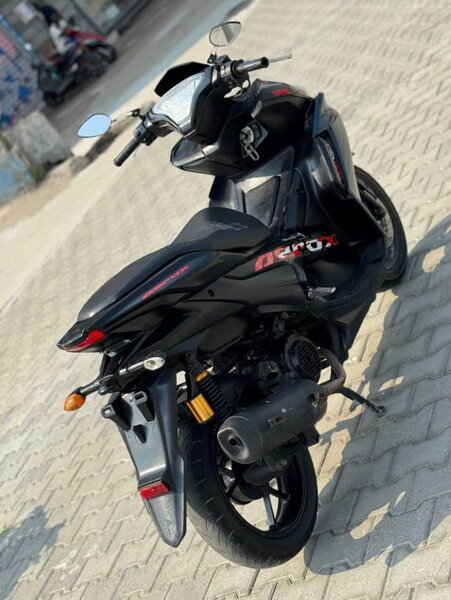 Scooter Yamaha Aerox Noir