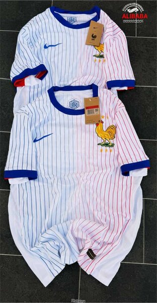 Combinaison Nike pour bébé avec motif coq