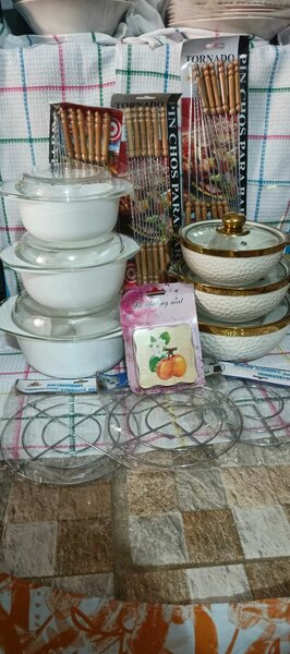 Set de Plats et Bols en Porcelaine