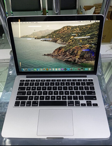 MACBOOK PRO CORE i7 16/512Go