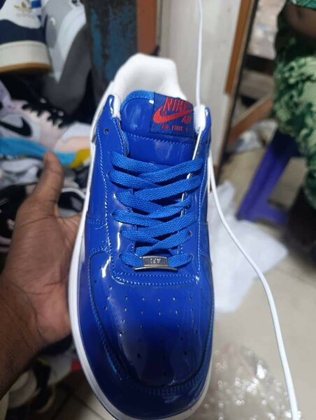 Baskets Nike bleu brillant