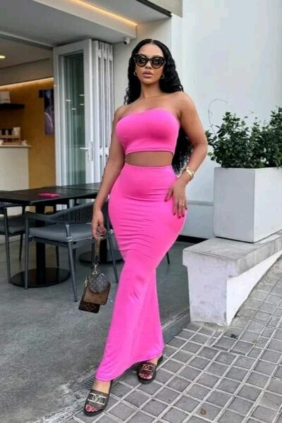 Robe élégante longue et courte pour femme