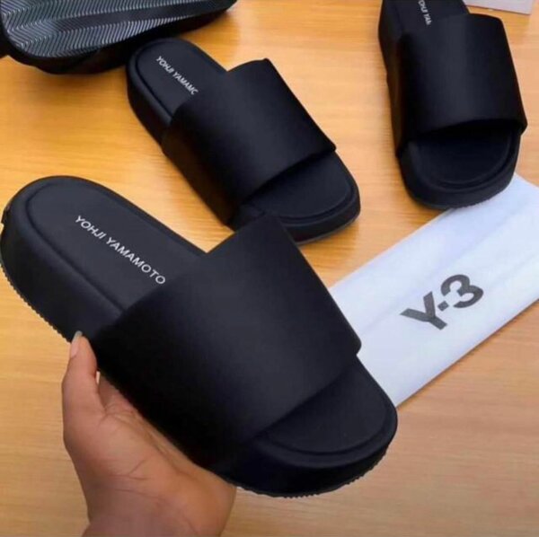 Sandales Y-3 élégantes noires