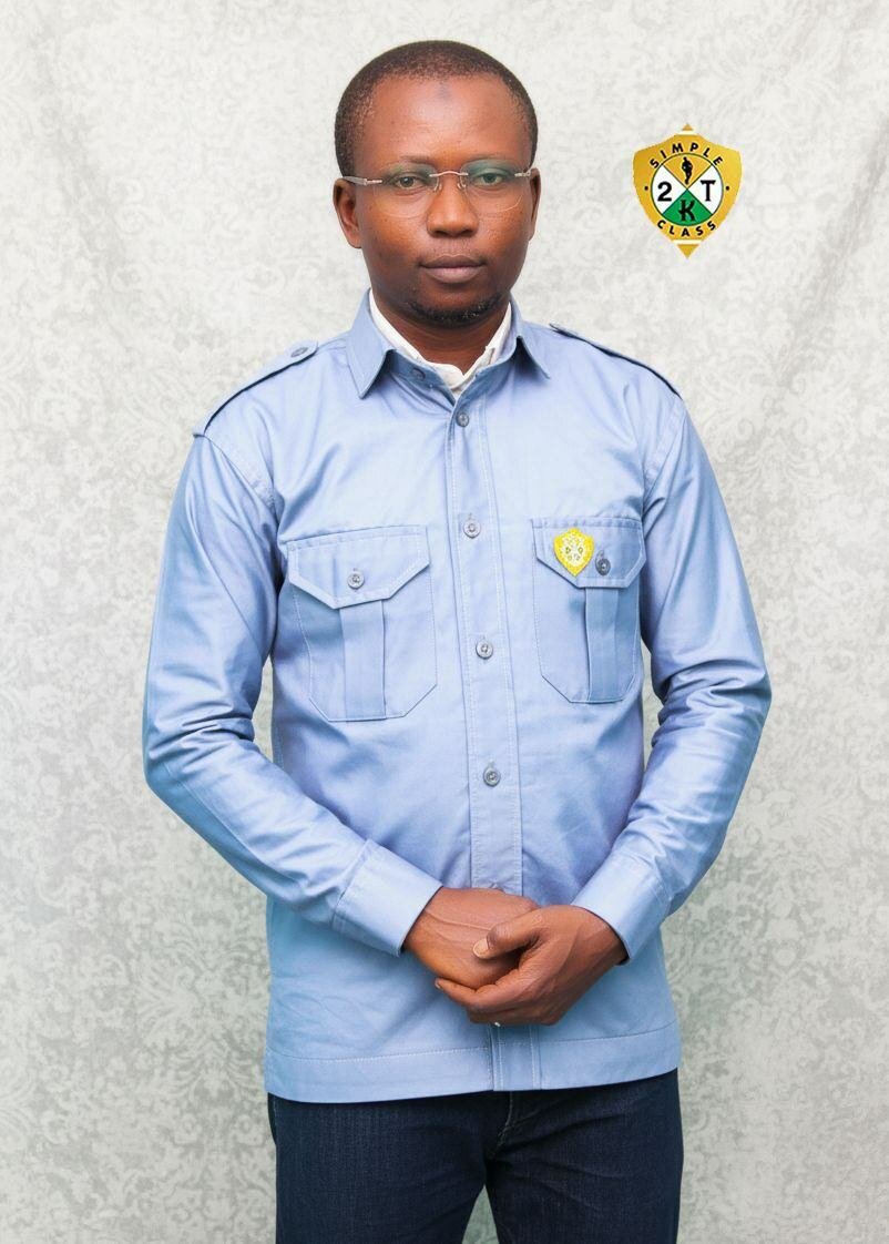 Chemise uniforme homme bleu