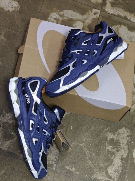 Baskets Running Homme Asics