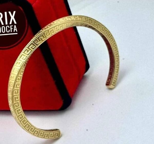 Bracelet en or avec motif grec