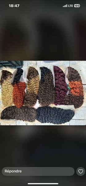 Perruque Bouclée en Dentelle