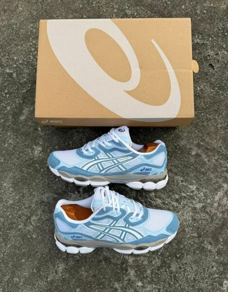 Baskets ASICS confortables