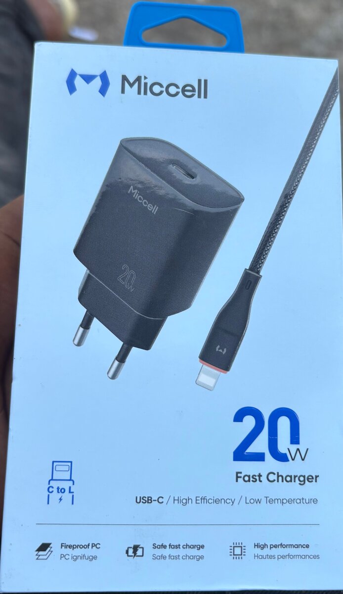 Chargeur rapide USB-C 20W ipho