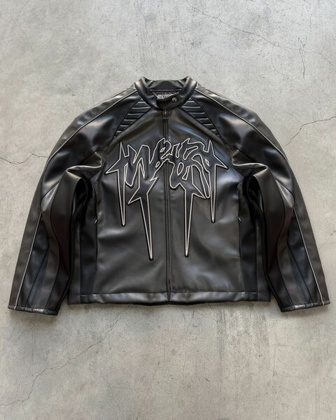 Blouson en cuir moderne