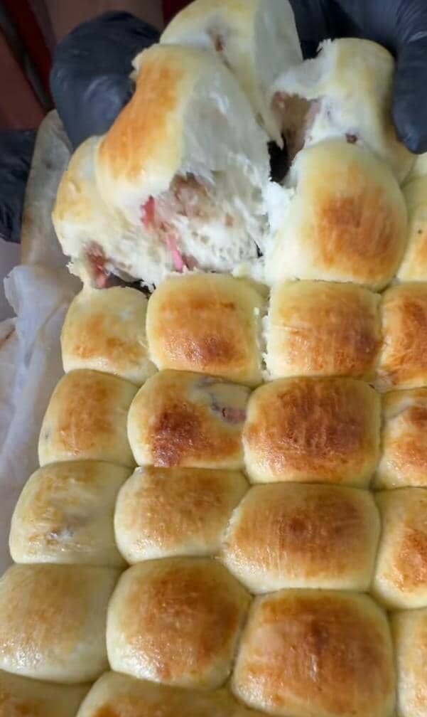 Pain au Jambon et Fromage