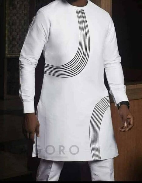 Robe moderne pour hommes