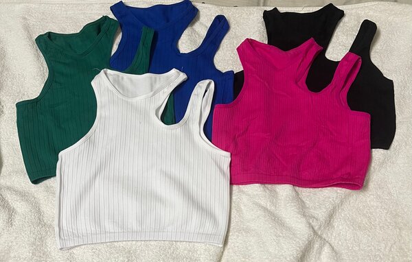 Top court côtelé femme