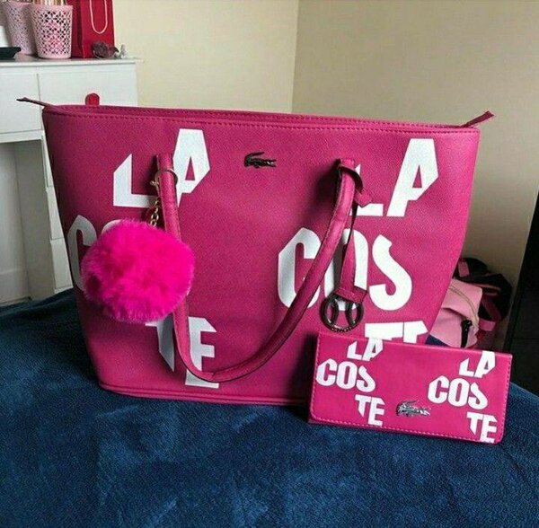 Sac lacoste avec pochette et porte-clés