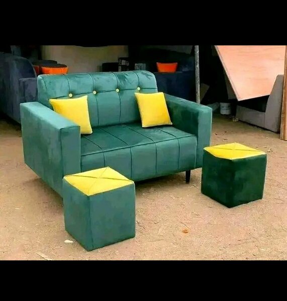 Ensemble canapé 3 places et 2 poufs