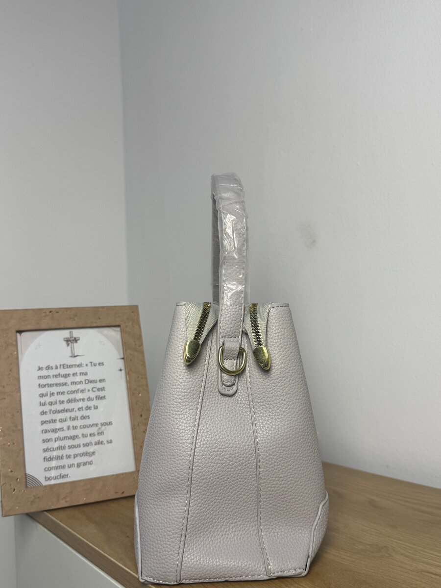 Sac à main en cuir élégant