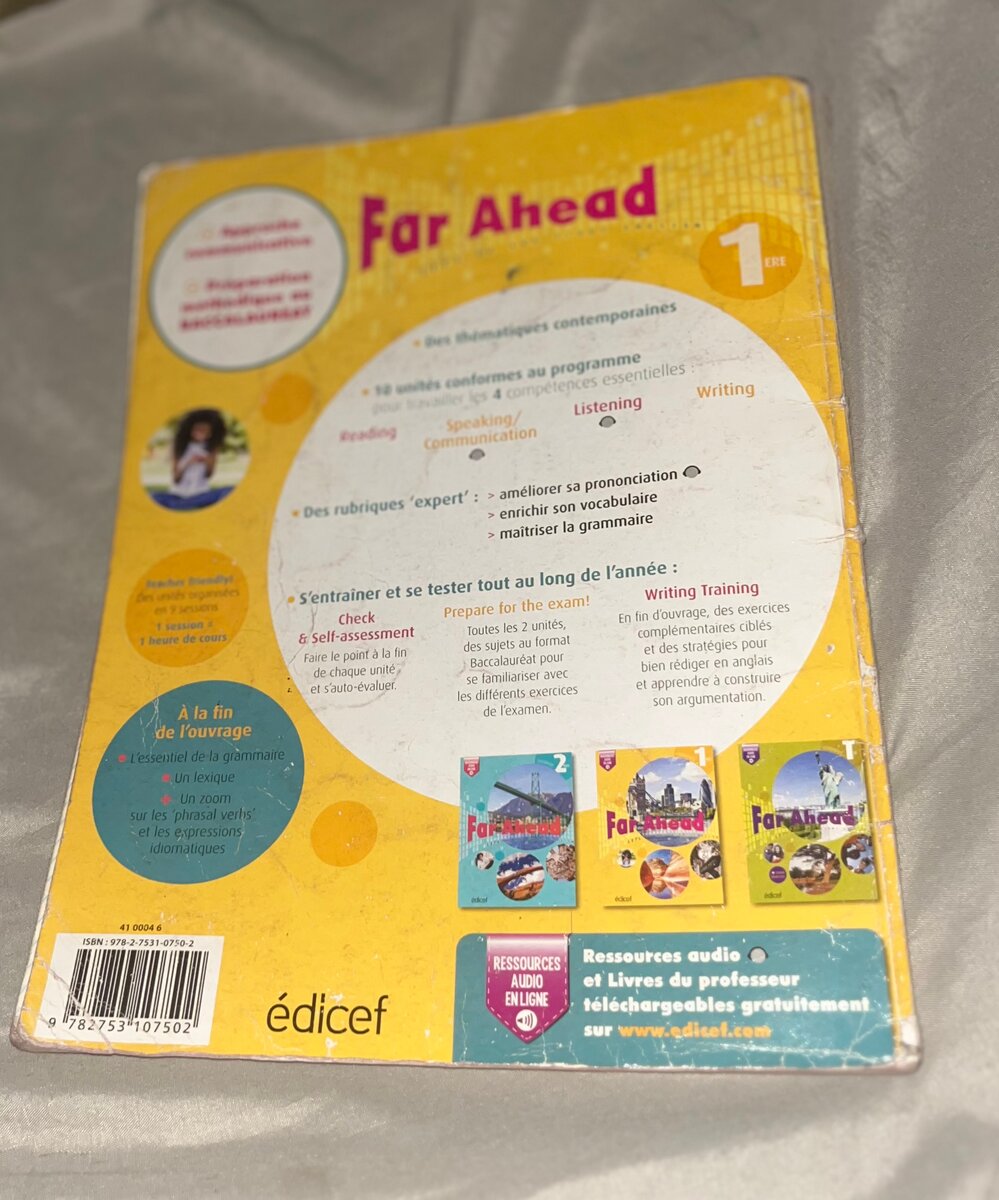 Livre Anglais Far Ahead 1ère