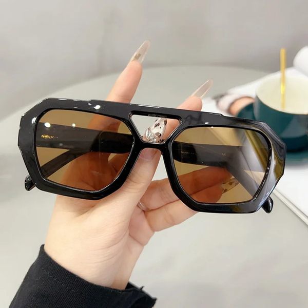 Lunettes de soleil à monture géométrique