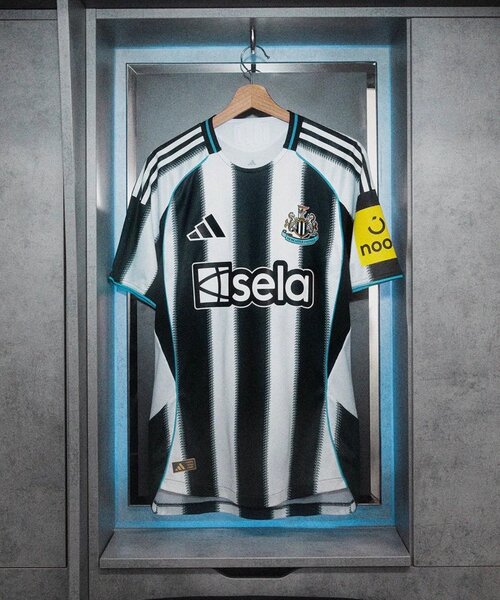 Maillot de football rayé