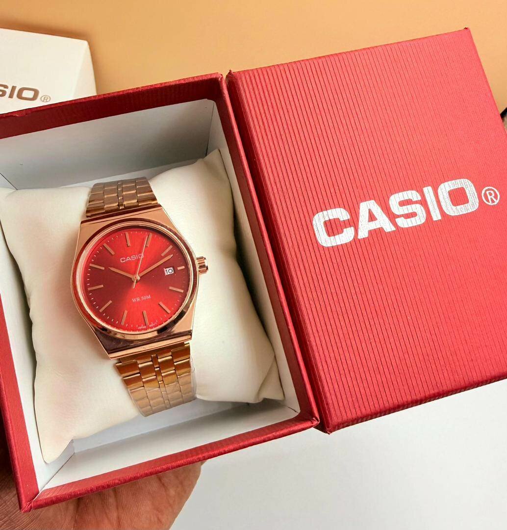Montre Casio Élégante pour Femme