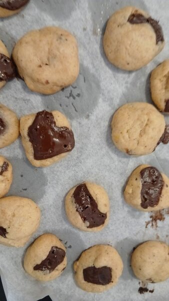 20 Cookies au chocolat a 2500f