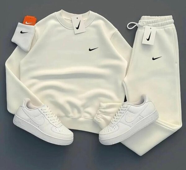 Ensemble de survêtement Nike