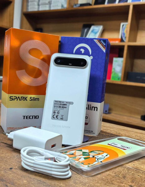Tecno Spark Slim - Téléphone portable