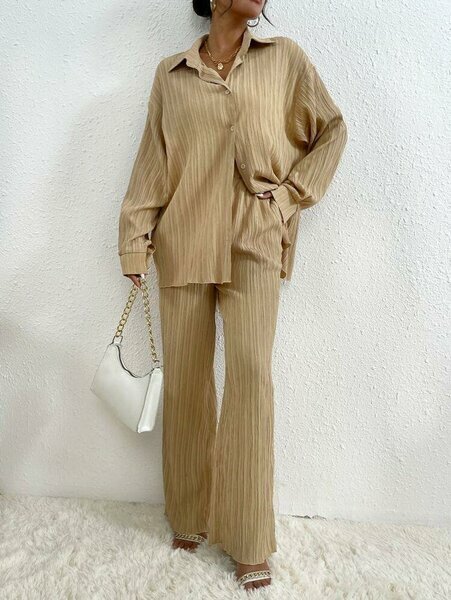 Ensemble chemise et pantalon beige