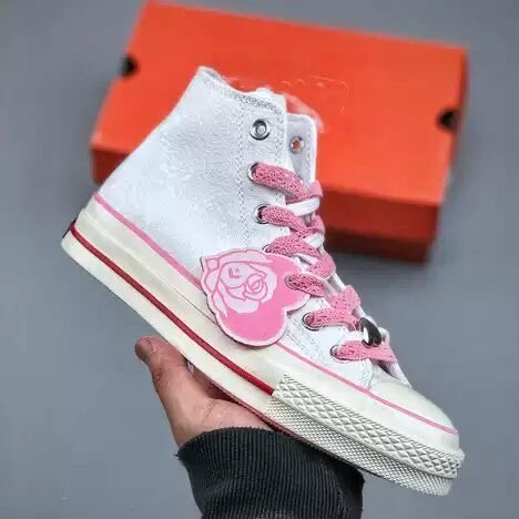 Chaussure montante rose