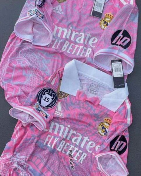 Maillot Real Madrid homme exterieur 2024/2025