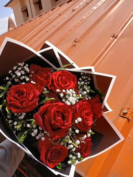 Bouquet de roses rouges élégantes