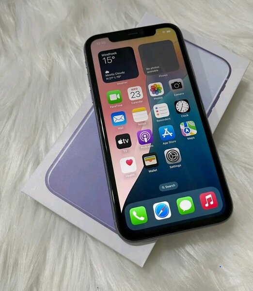 iPhone 11 simple