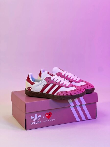 Adidas Sneakers Amour Design