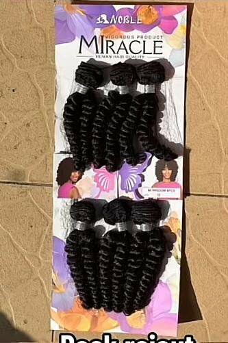 Extensions capillaires bouclés