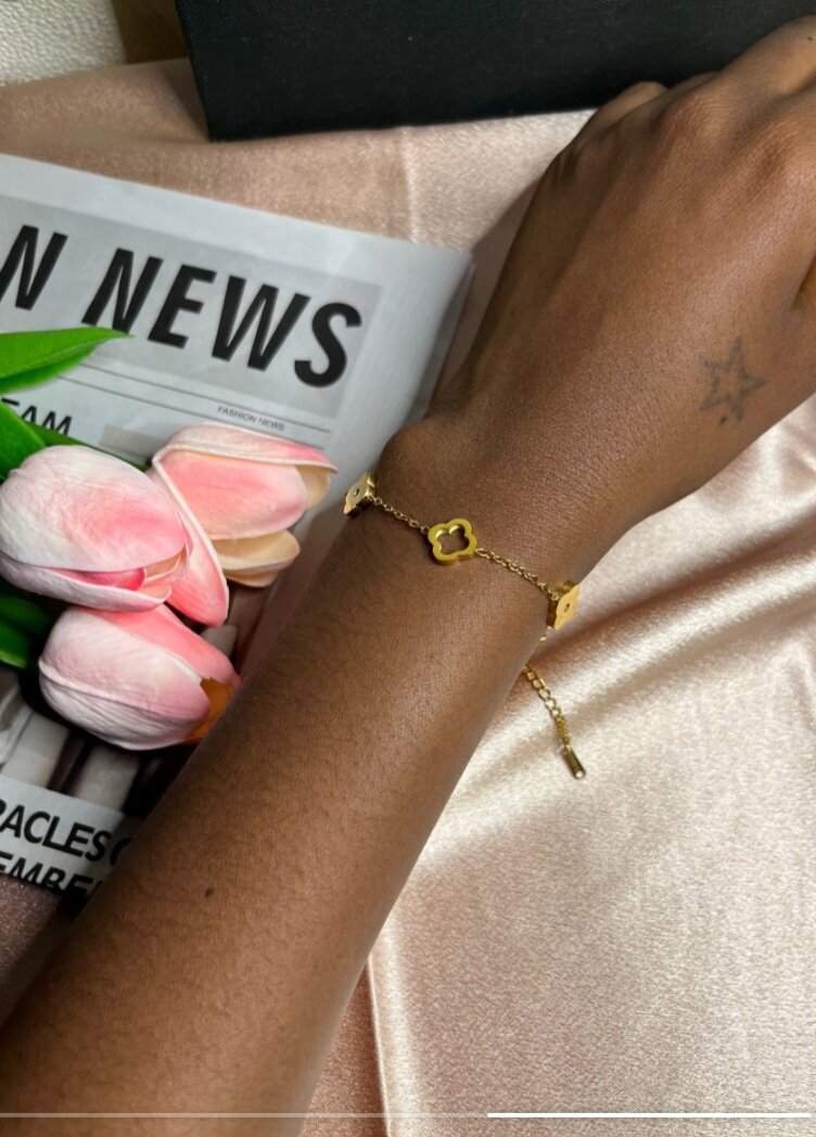 Bracelet chic avec breloques