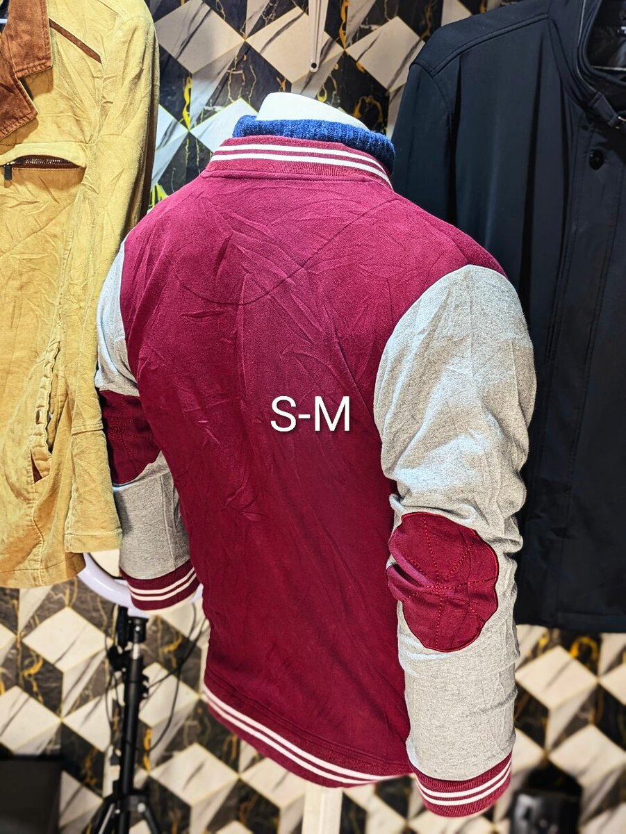 Veste de baseball rouge pour hommes