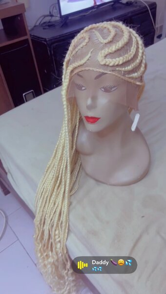 Perruque Tresses Blondes Longues