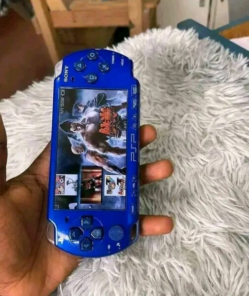 Console de jeu Sony PSP bleu