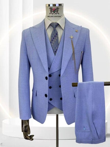 Costume élégant trois pièces