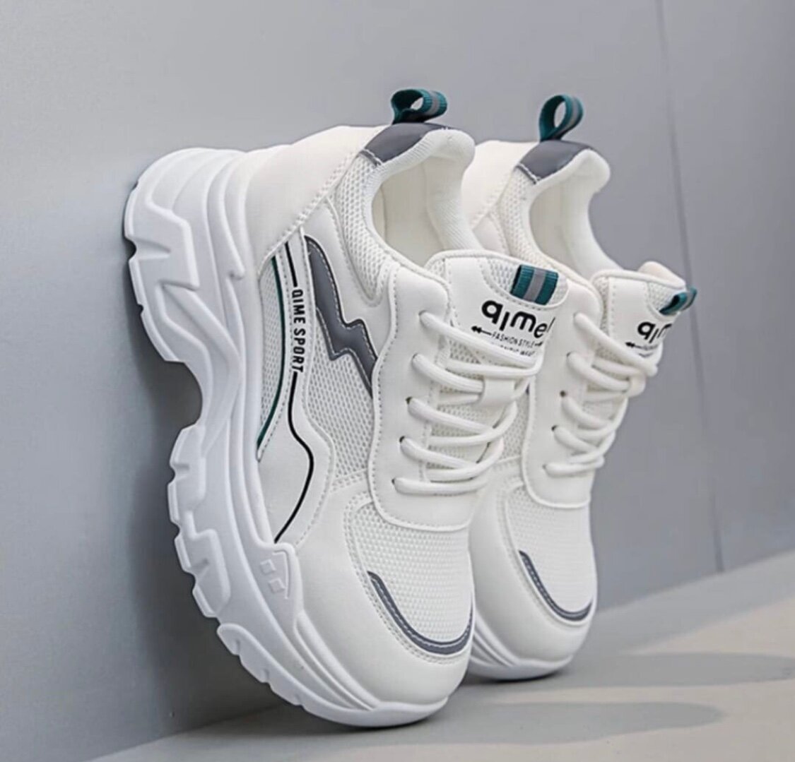 Chaussures de sport blanches femme