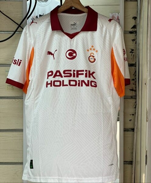 Maillot de foot Galatasaray Puma homme
