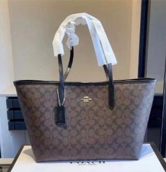 Sac à main Coach élégant