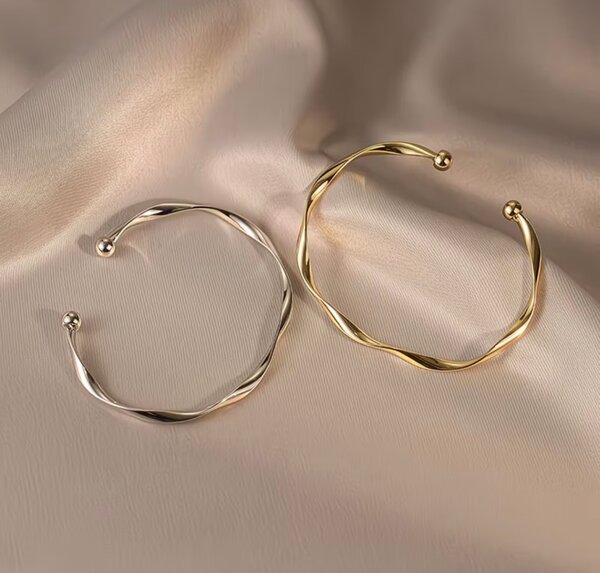 Bracelets torsadés élégants