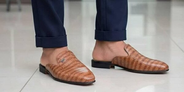 Mules en cuir élégantes